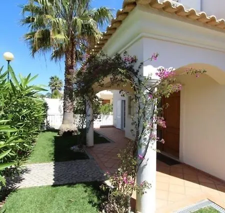 Vale Do Garrao Sleeps 8 Pool Air Con *