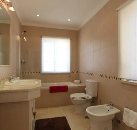 Vale Do Garrao Sleeps 8 Pool Air Con Quinta do Lago