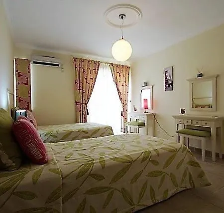 Vale Do Garrao Sleeps 8 Pool Air Con Villa *